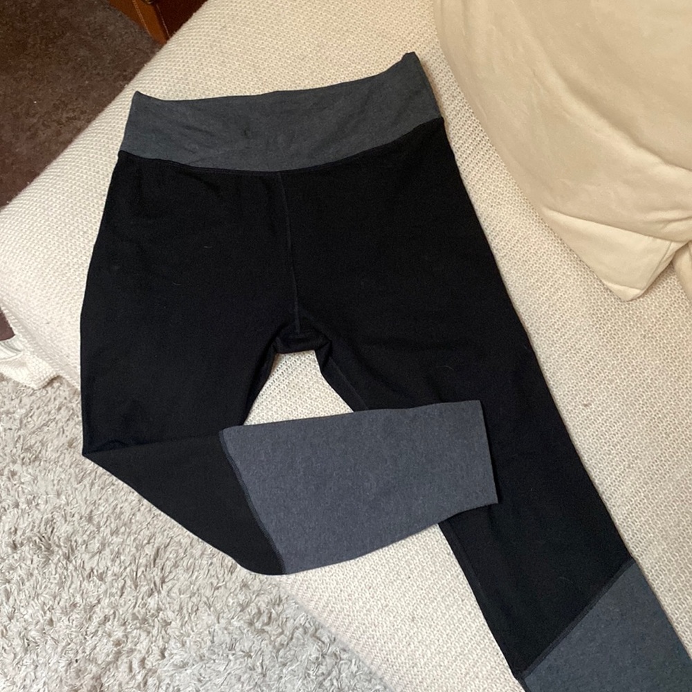 Super soft like-new leggings